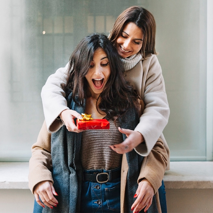 Mom-Approved Festive Looks That Win Style and Sanskaar Points